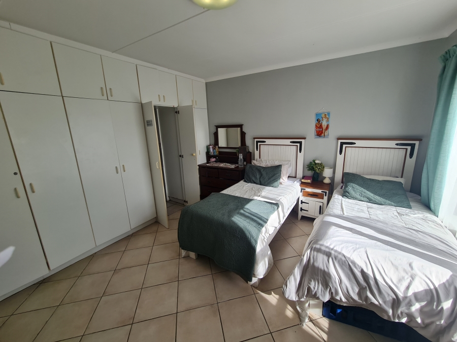 3 Bedroom Property for Sale in Aston Bay Eastern Cape
